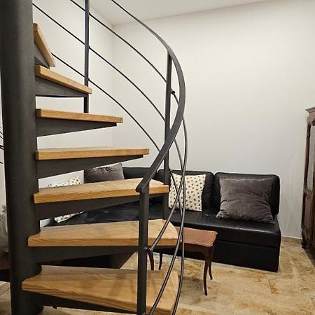Bel & Ancien Appartement T3 Renove Dans Sartene Exterior foto