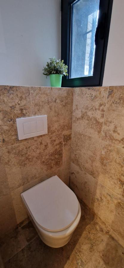 Bel & Ancien Appartement T3 Renove Dans Sartene Exterior foto