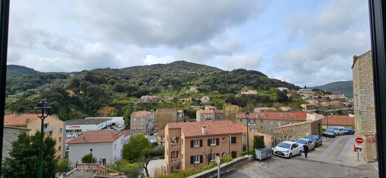 Bel & Ancien Appartement T3 Renove Dans Sartene Exterior foto