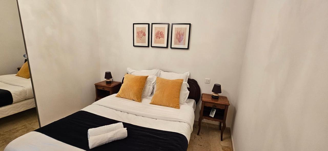 Bel & Ancien Appartement T3 Renove Dans Sartene Exterior foto